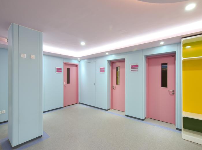 �t(y��)���T